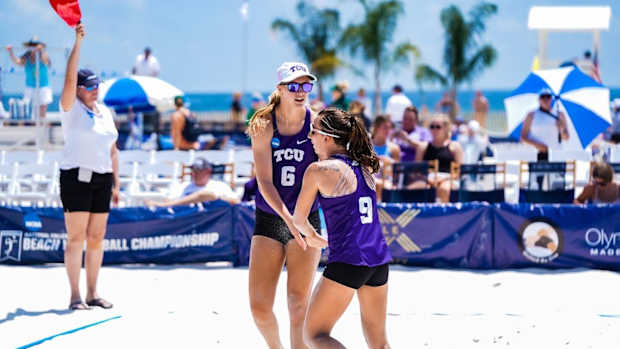 Twitter: @TCUBeachVB